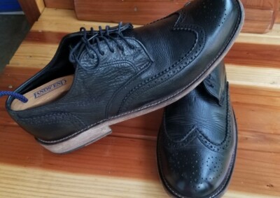 Vintage Shoe Company Wingtips Men display picture 3