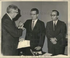 1965 Press Photo Orleans Parish School Board take oath from Judge McCaleb