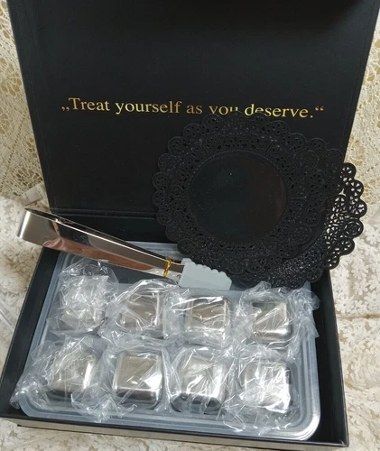 Amerigo Exclusive Whiskey Stones Gift Set Reusable Ice Cubes/Tongs~ Coasters NIB