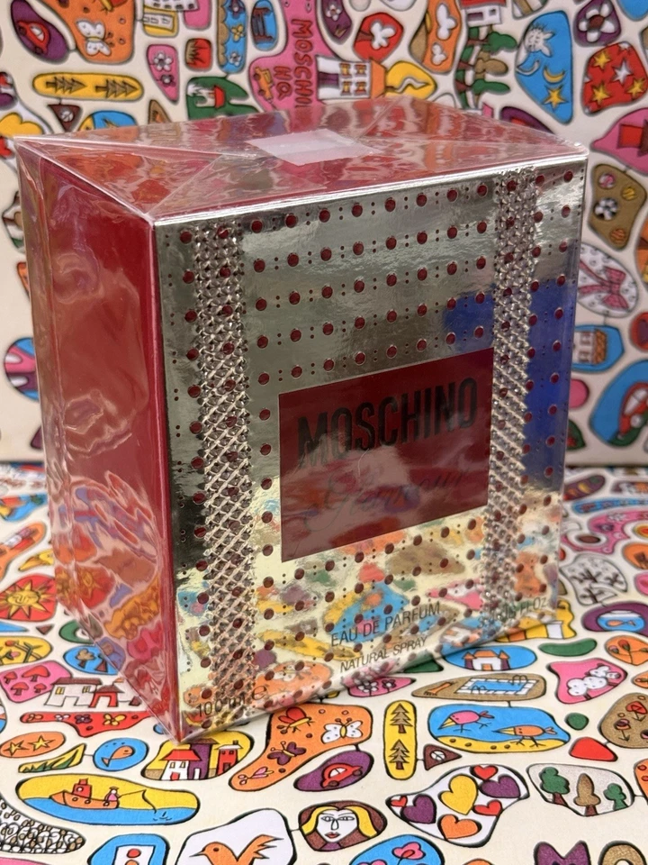 Moschino Glamour 3,4 fl oz/100 ml Eau de Parfum spray feminino DESCONTINUADO - Imagem 2 de 4