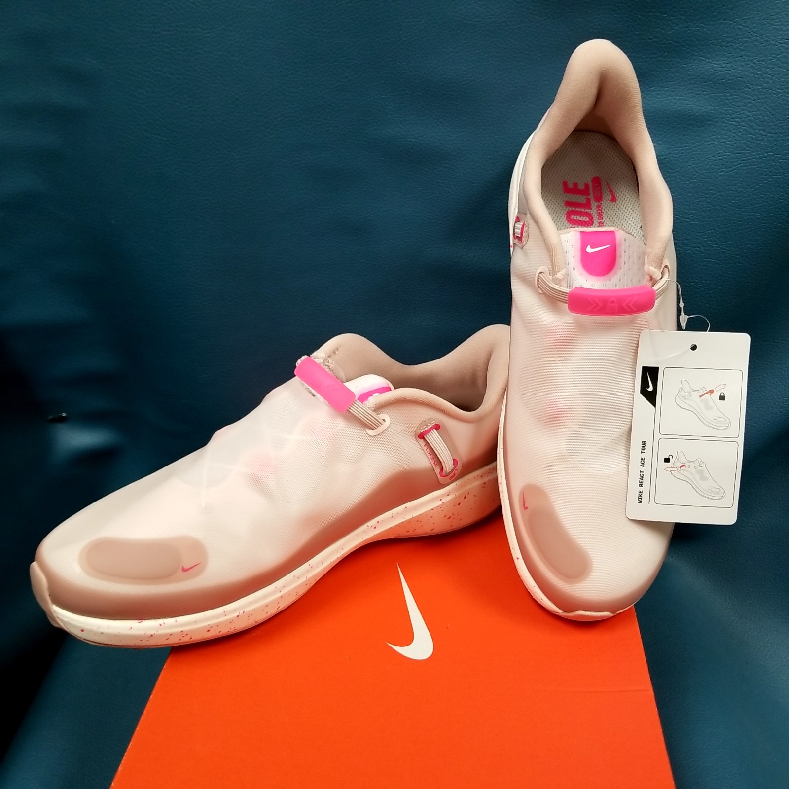 Cw3096-666 Women's Sz 10 In Box