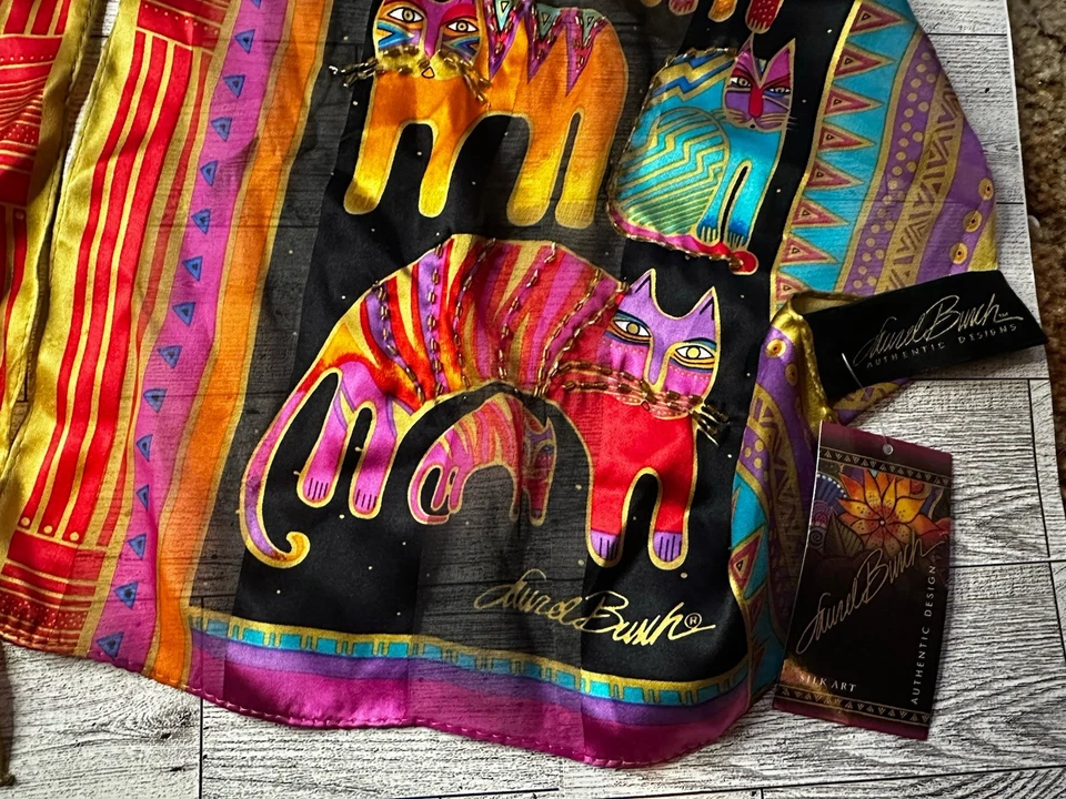 BUFANDA DE SEDA Laurel Burch gato fantástico felino negro dorado magenta RETIRADO con cuentas Foto 2 de 4