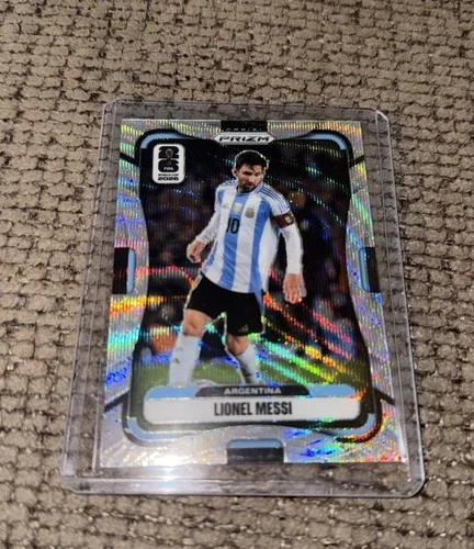 2026 Panini Prizm FIFA World Cup Lionel Messi Silver Wave Prizm #10
