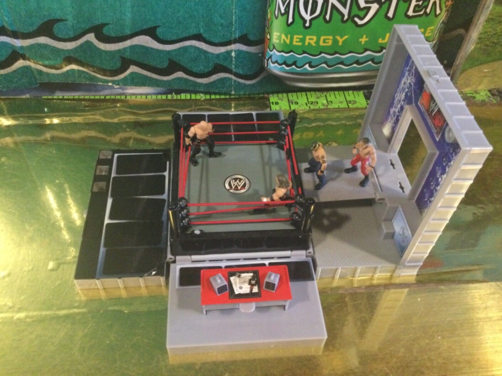 Picture 3 of 24