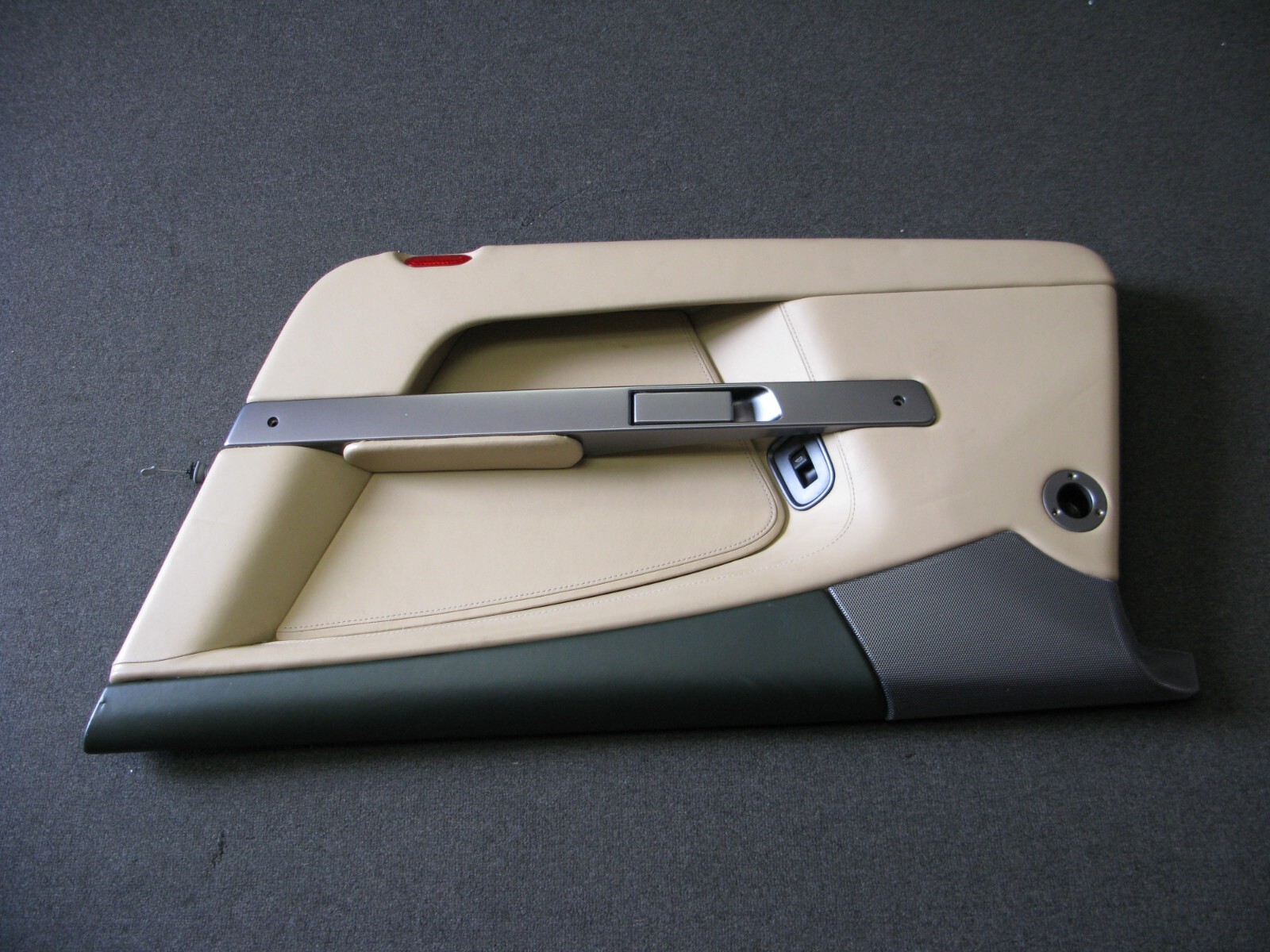Aston Martin DB9 Right Door Panel 4G4323936ACW