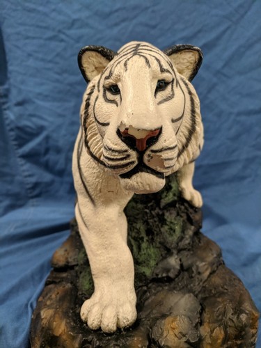 White Tiger Joe Exotic Tiger King Memorabilia Tiger Candle Carol Baskin - Picture 3 of 10