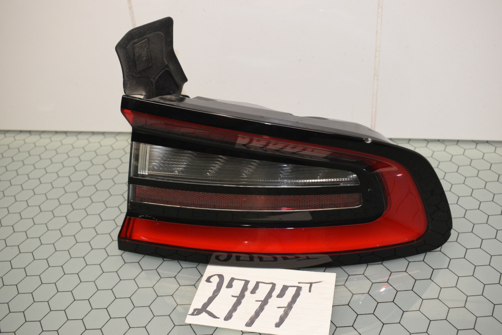 15 16 17 18 Dodge Charger PASSENGER Side Tail Light Used Rear Lamp #2777-T