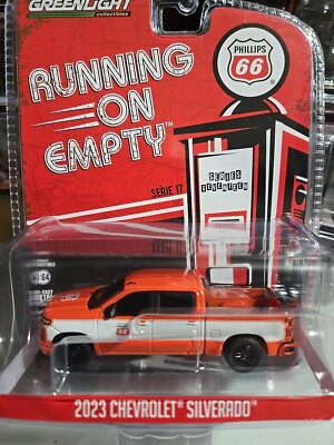 ミニカー Green light Pickup/ Truck Set 1:64 GreenLight BROWN 1986 Chevy K-30 Pickup w/GOOSENECK