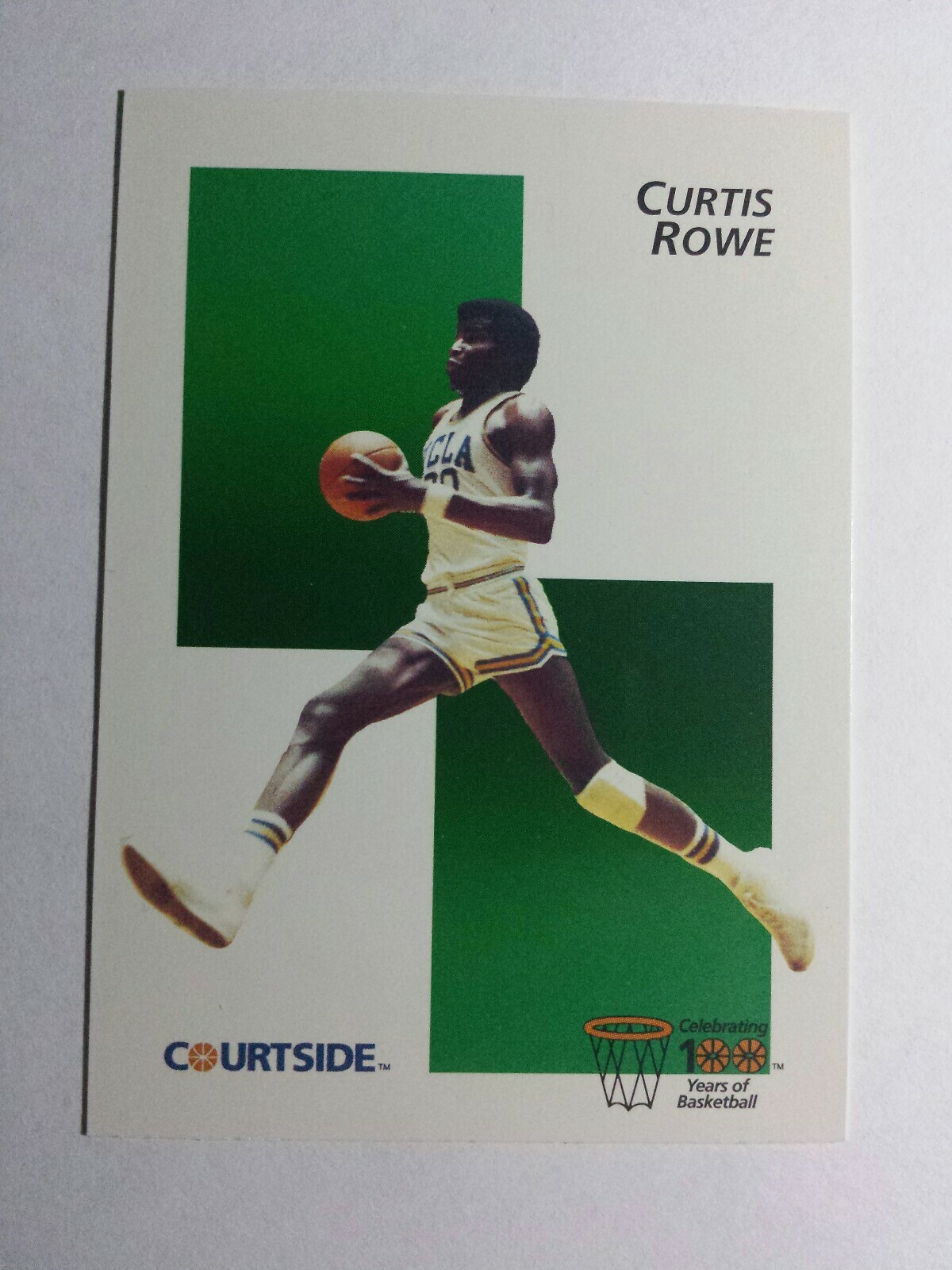 CURTIS ROWE 1992 COURTSIDE COLLEGE FLASHBACK BASKETBALL CARD # 32 D0981