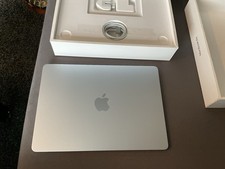 MacBook Air 13 Inch M4 Chip, 16GB RAM, 256GB SSD