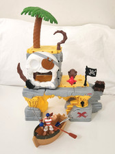 Imaginext Captain Hook's Island Pirate Playset Figure Boat Skull 2007