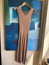 Everlane The Ribbed V-Neck Maxi Dress in Tan