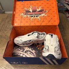 Hellstar x adidas Megaride S2 White Black  Size 11.5M  KH8086