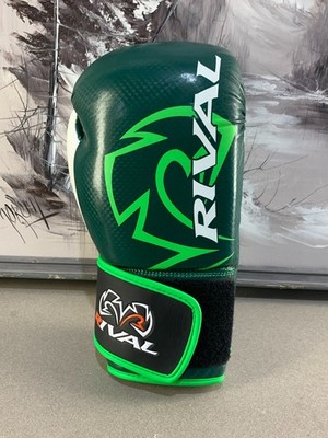 Right hand RIVAL Boxing RB7 Fitness Bag Glove - Green, Size M