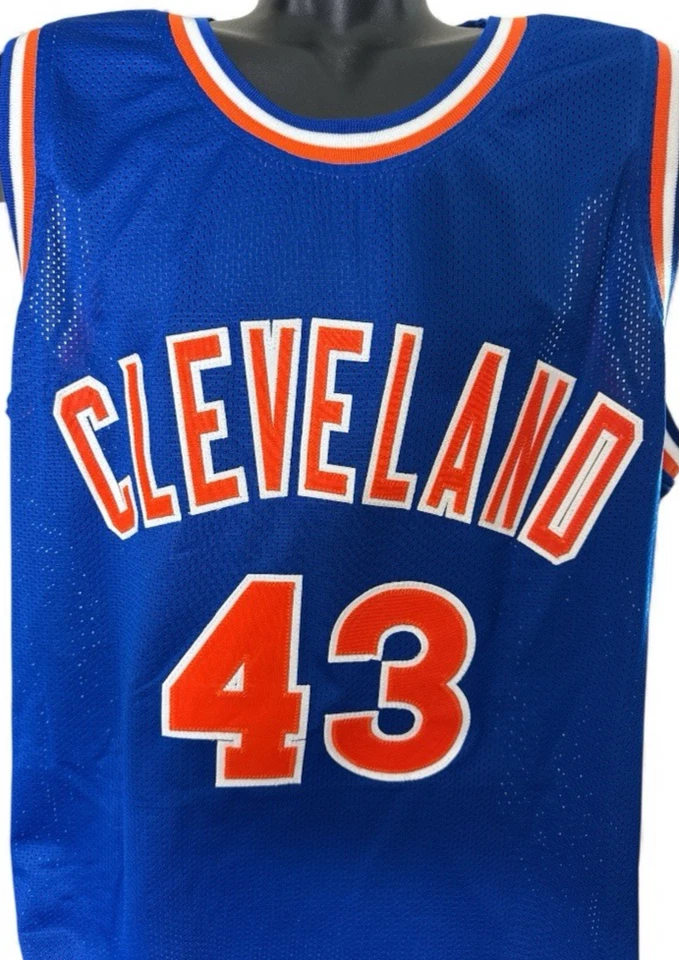 CAMISETA DE LOS CLEVELAND CAVALIERS FIRMADA AUTOGRAFIADA POR BRAD DAUGHERTY CERTIFICADO DE AUTENTICIDAD JSA Foto 3 de 3