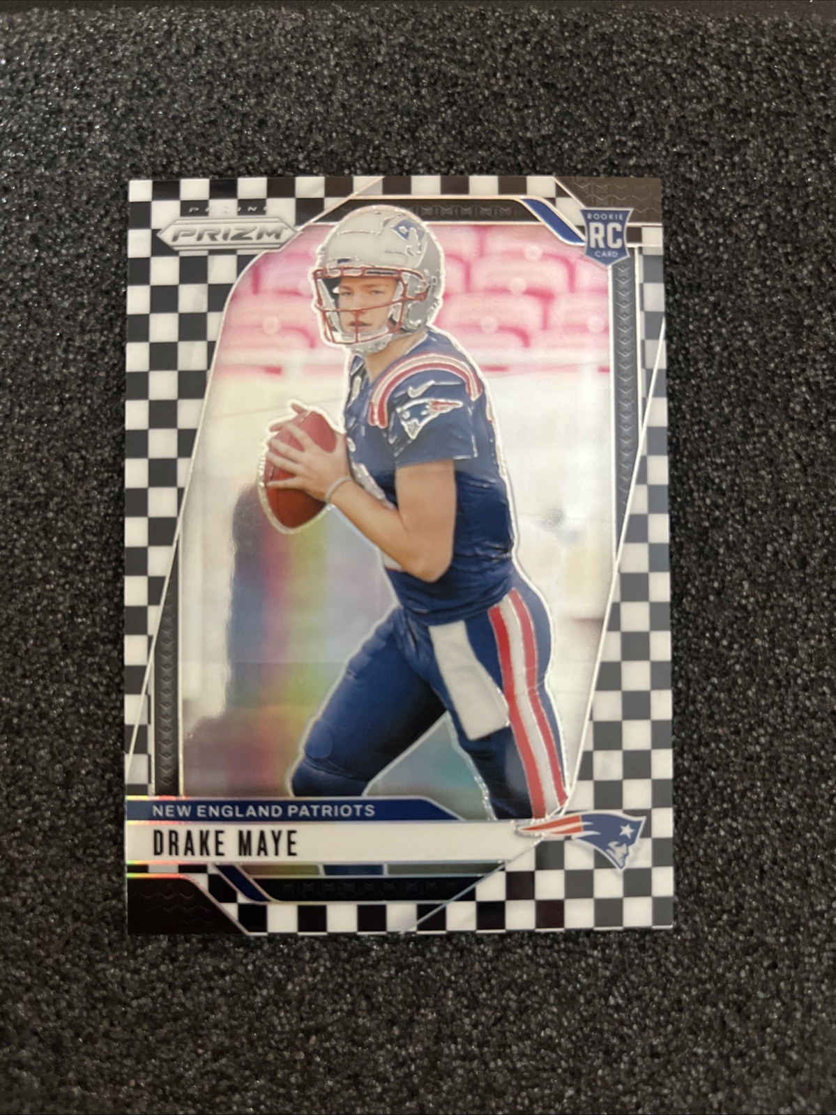 2024 Panini Prizm - Rookies Drake Maye #329 Black & White Checker Prizm (RC)