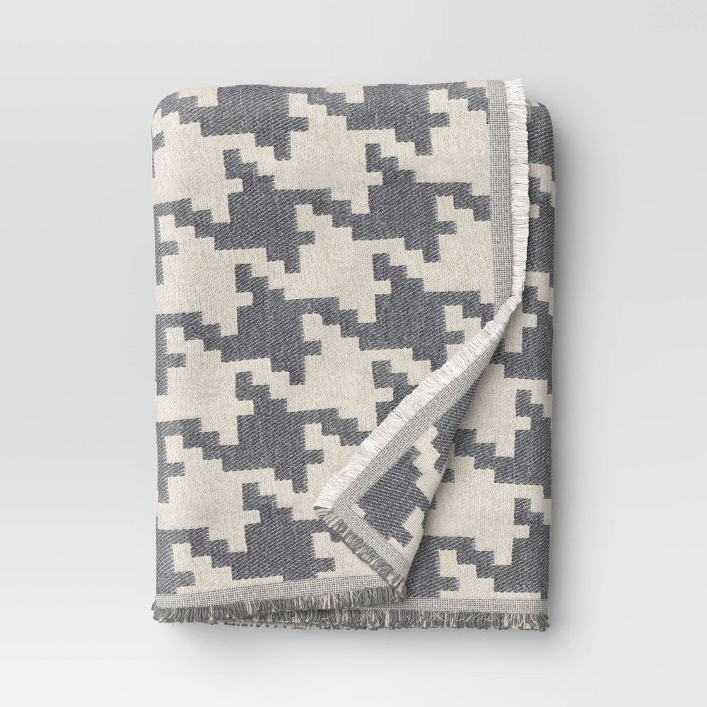 50''x60'' Oversized Chenille Woven Houndstooth Throw Blanket Gray/Neutral