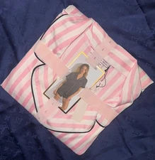 NEW Victoria’s Secret Satin Short Set Pajama Pj’s Pink Iconic Stripe Size LG