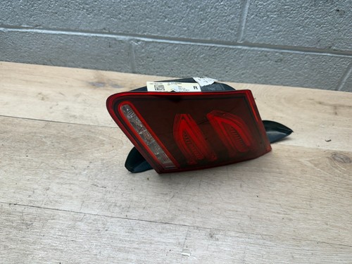 MERCEDES BENZ E400 E350 E550 OEM REAR TRUNK RIGHT SIDE LED INNER TAILLIGHT - Picture 4 of 5