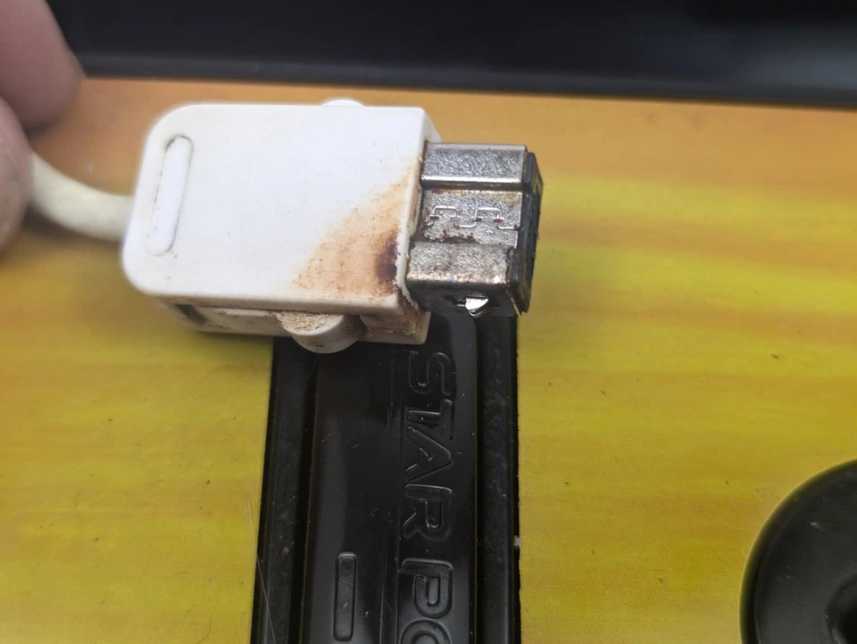 Nintendo Wii Guitar Hero Red Octane Sunburst 95455.805 Wireless Guitar - Image 4 of 4