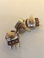 CTS 18K Ohm "A" 10% Log 15/16 Potenciómetro Resistencia Variable PC Término. lote de 4
