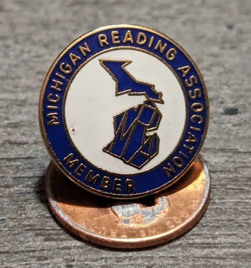 Michigan Reading Association Member Blue & White Vintage Lapel Pin | eBay