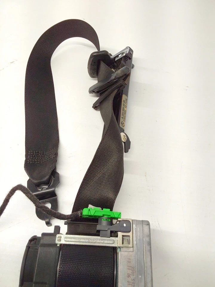 Mercedes benz 2005 w203 C230 Front Left Side Seat Belt Seatbelt Retractor OEM - Image 3 of 4