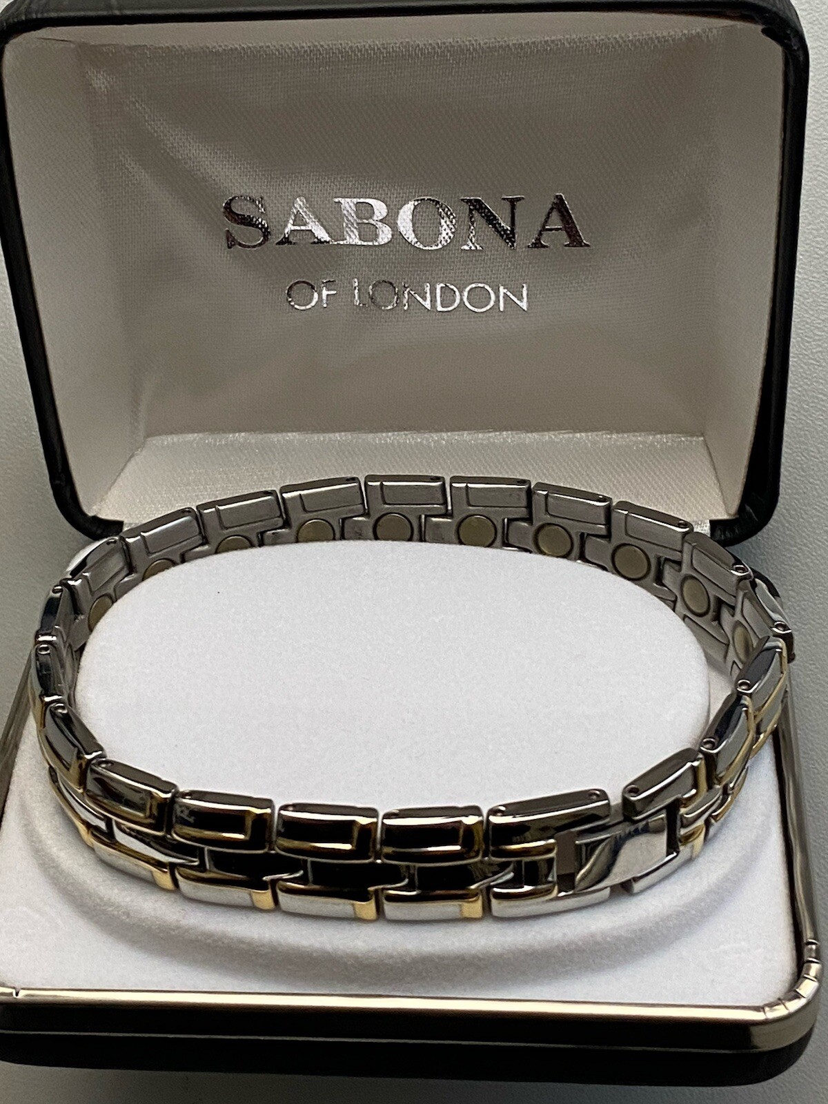 Sabona Magnetarmband, Large Armband. NEU UNGETRAGEN. Soll bei Arthritis helfen,