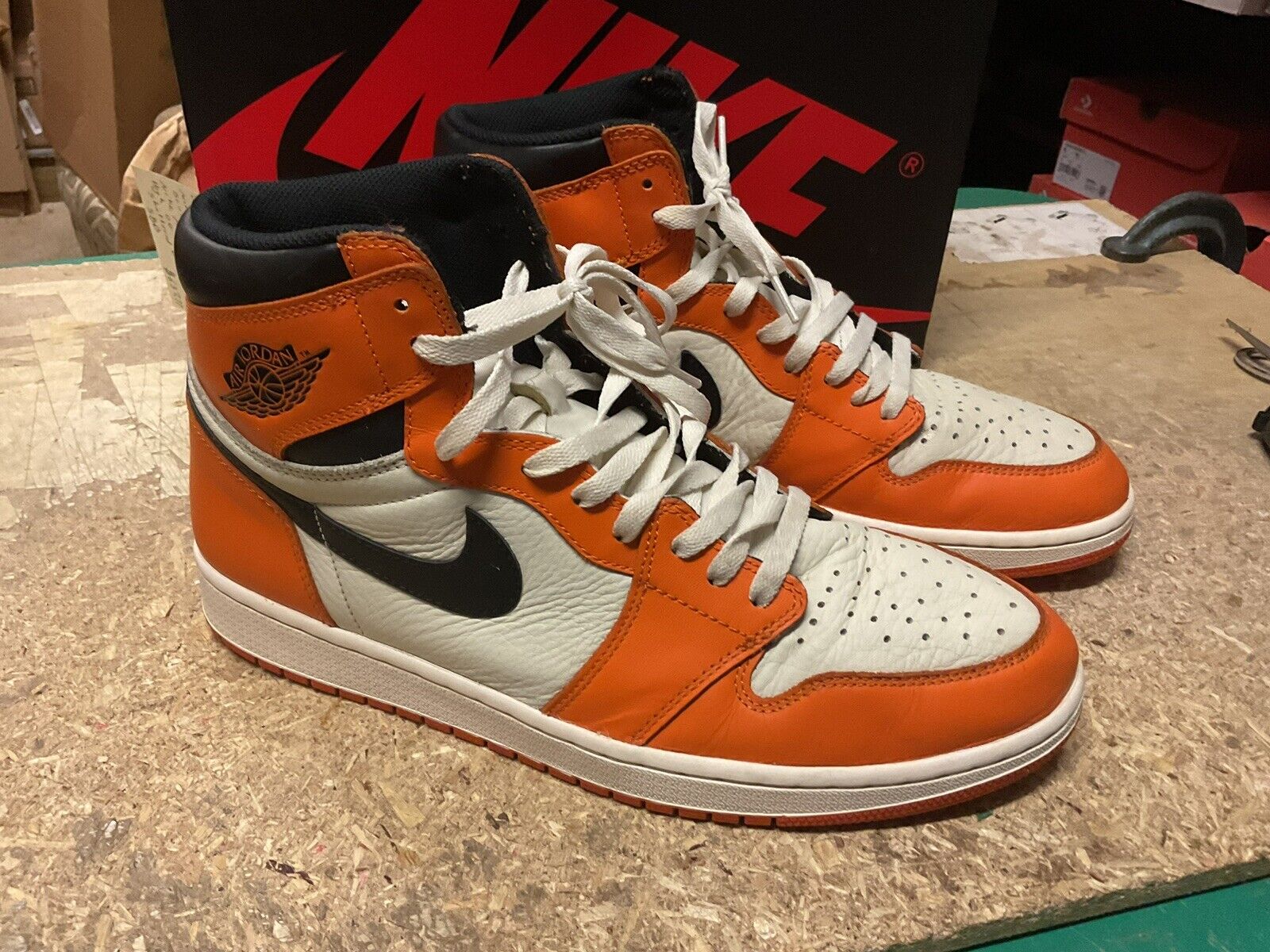 がありまし NIKE - AIR JORDAN 1 shattered backboard シャタバの通販