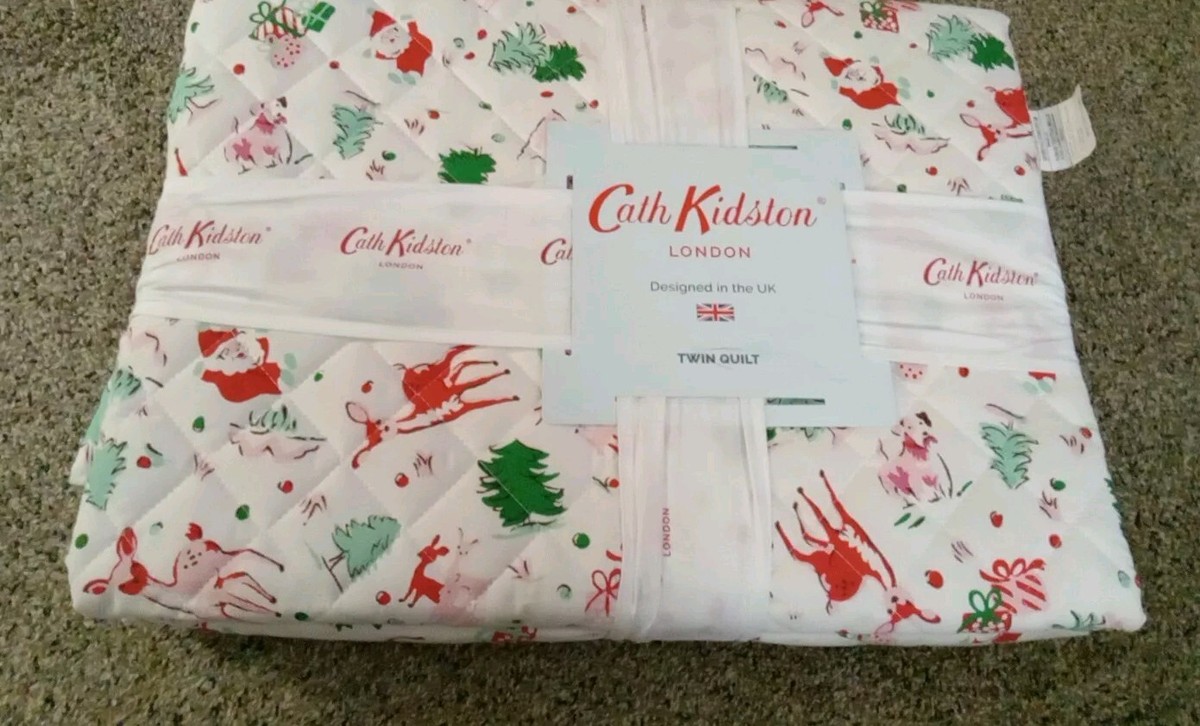 Cath Kidston London Ditsy Deer Pink Holiday Christmas Twin Quilt  display picture 1