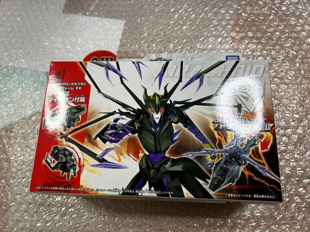 プロメア フィギュア PROMARE ブラックファルコン 1/18 ミニカー