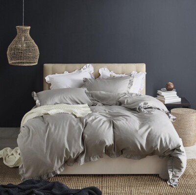 Stylish Prints  Naturel  Sleep Aid 3 pieces Ruffled Polyester Duvet Cover Sets