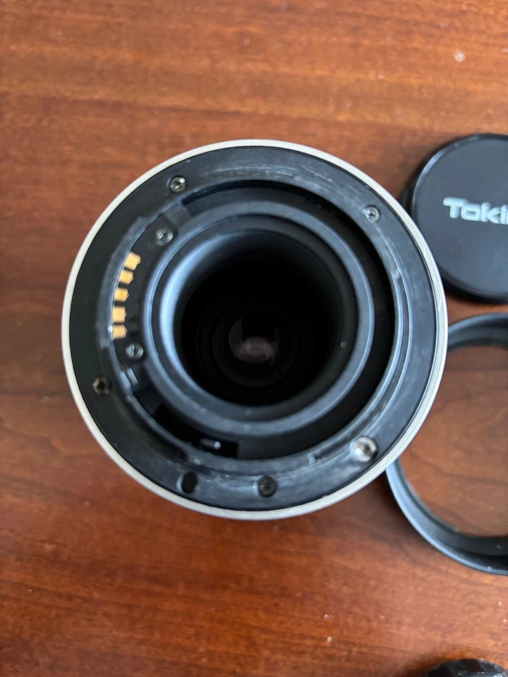 Tokina AF 28-80 mm Zoom Lens f/3.5-5.6 w Hood & Lens Caps for Minolta Maxxum  - Image 4 of 4