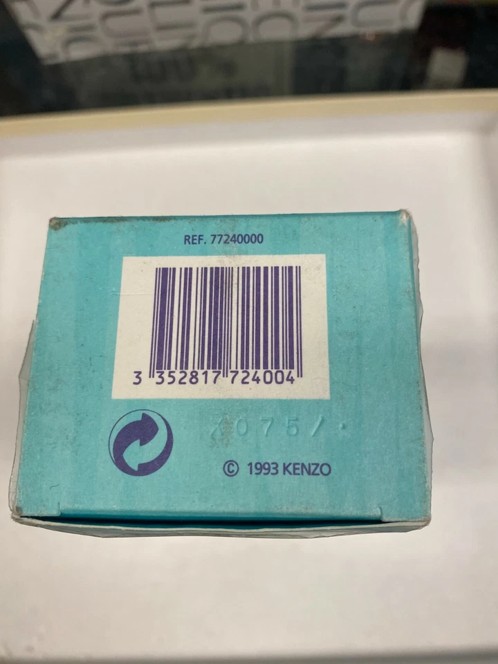 Gel de ducha perfumado Parfum d'ete de Kenzo (6,7 fl oz) Foto 3 de 4