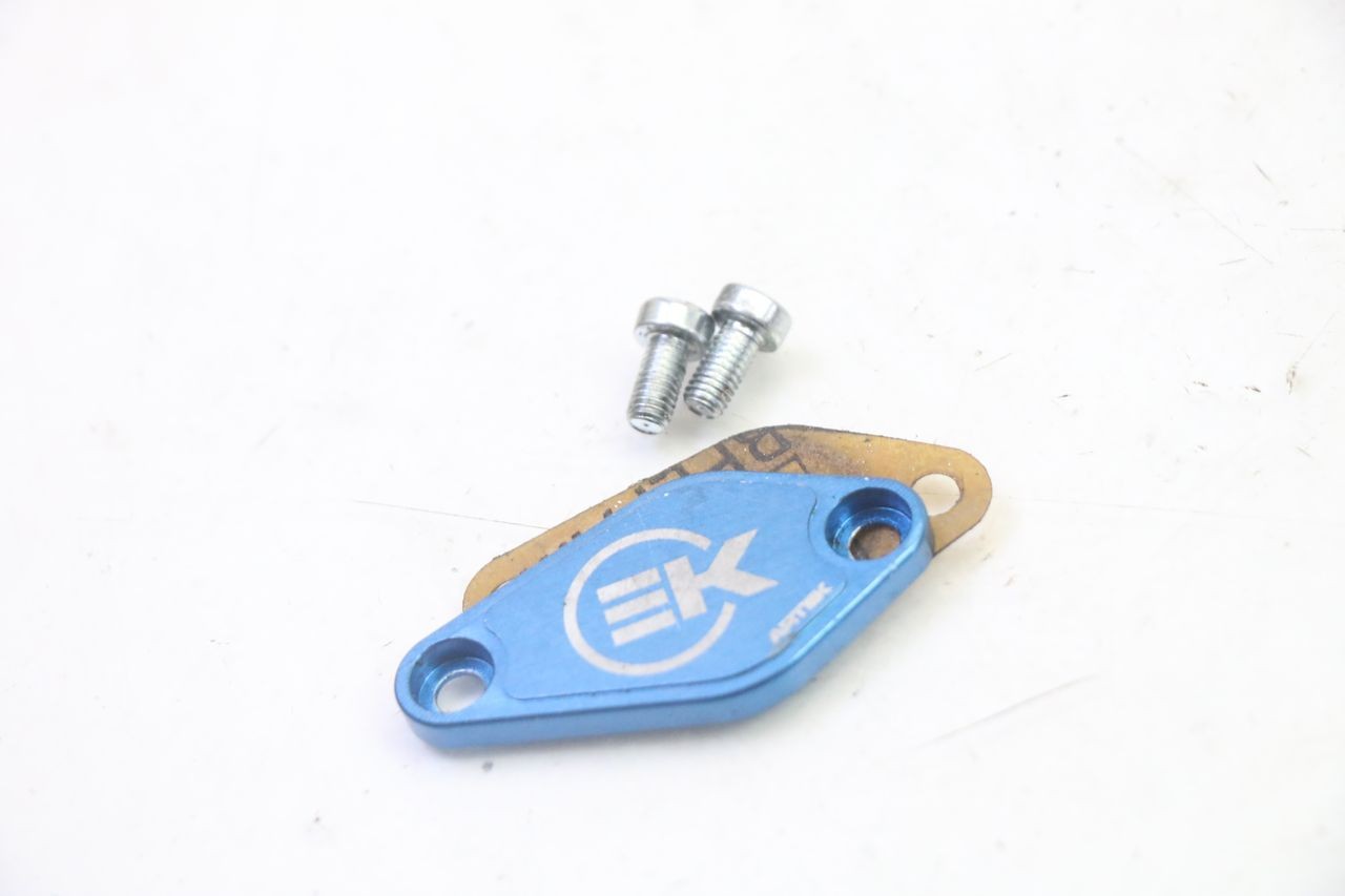 ÖLPUMPENDECKEL  - DERBI SENDA SM DRD 50 (2008 - 2013)