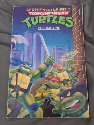 Teenage Mutant Ninja Turtles Volume 1