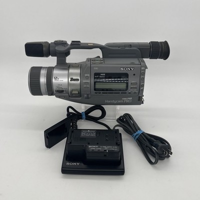 Sony CCD-VX3 3CCD Hi8 Video Camera Camcorder skateboard *READ*
