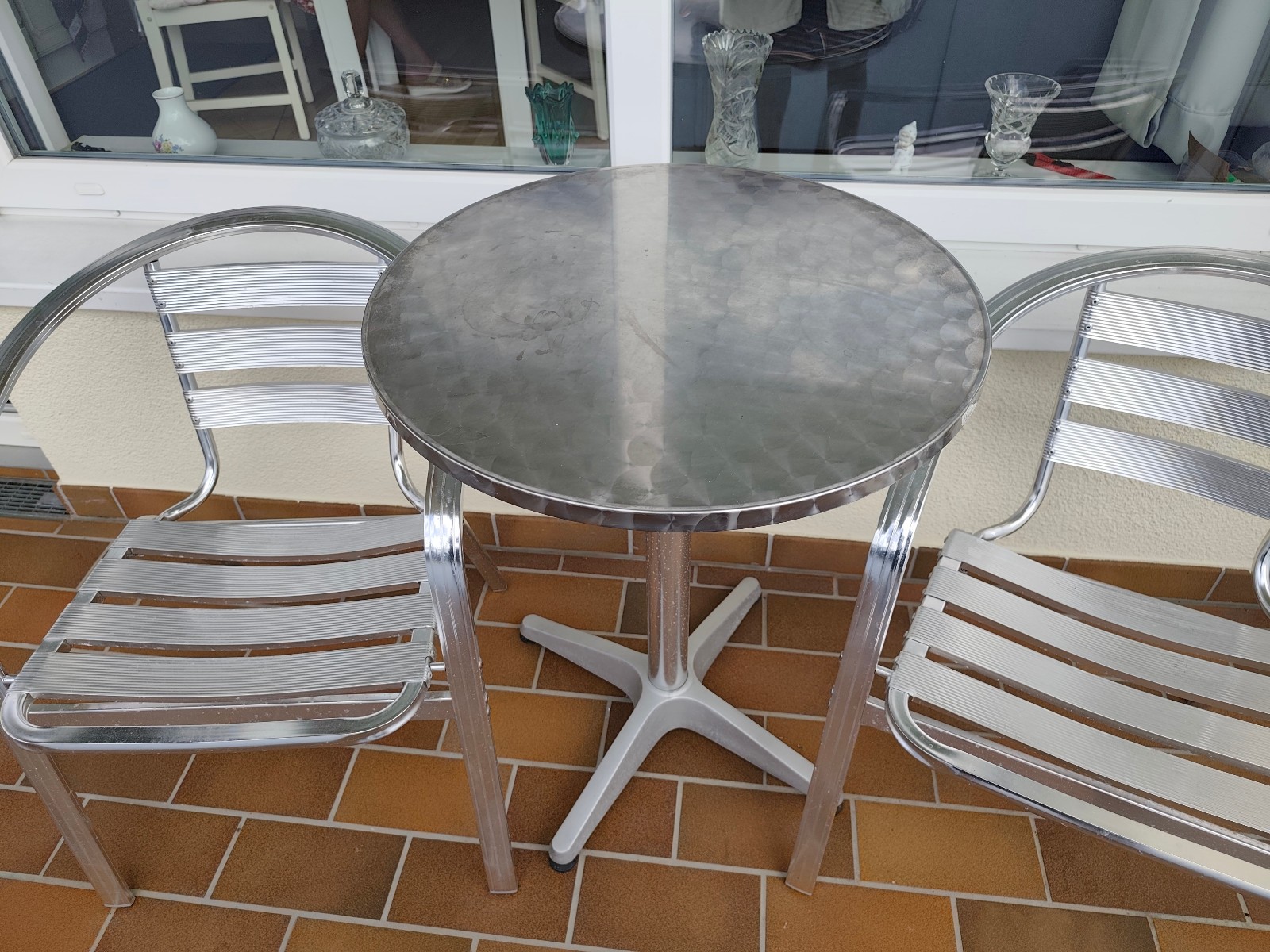 2 Bistrostühle Aluminium mit Auflage auch mit Tisch sehr gut erhalten
