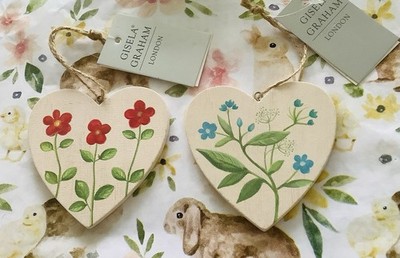 Gisela Graham 2er Set Wiese Holz Herz Hängedeko