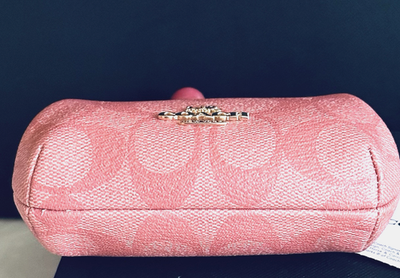 NEW COACH SIGNATURE CANDY PINK NORA FRAME KISSLOCK COIN PURSE
