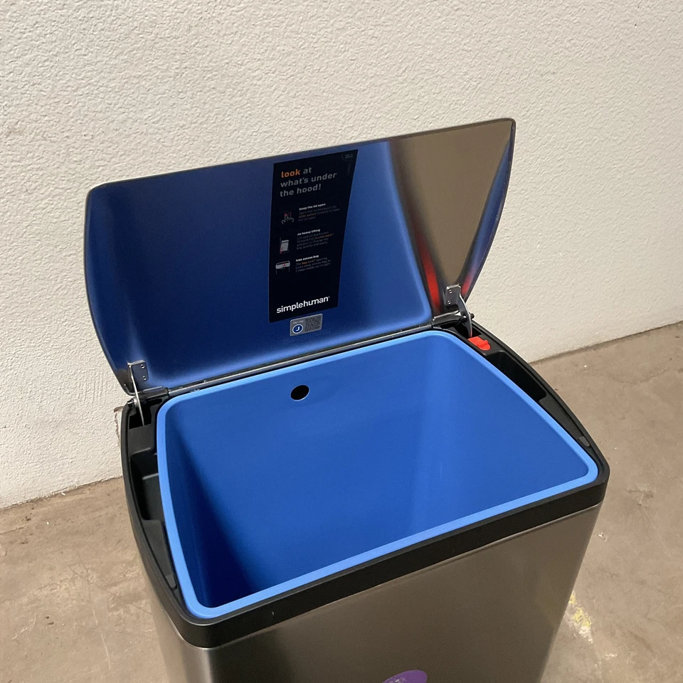 simplehuman 38 Liter CW1814 Rectangular Step Trash Brushed Stainless Steel - Image 2 of 4