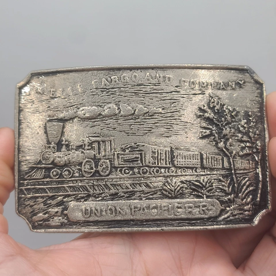 Hebilla de cinturón vintage Wells Fargo Union Pacific Railroad tono plateado regalo papá Foto 2 de 4