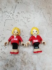 2x Brio Figure Railway Train Passenger Figure people Red Blonde Mom Woman