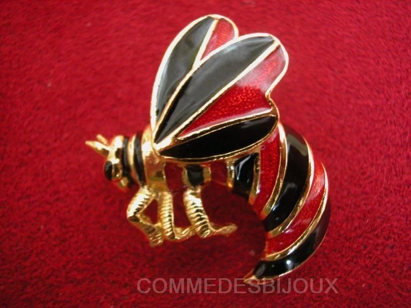 Broche Vintage Abeille En Métal Doré Et émail Noir - Occasion, Thème Animal