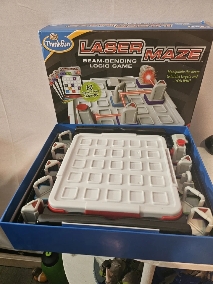 Логическая игра ThinkFun Laser Maze Beam-Bending 2012 протестирована и работает  - Изображение 2 из 4