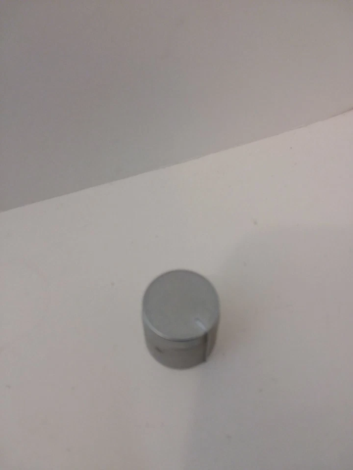 Knob From A Toa 900 Series Wall Amplifier W-912a - Image 4 of 4
