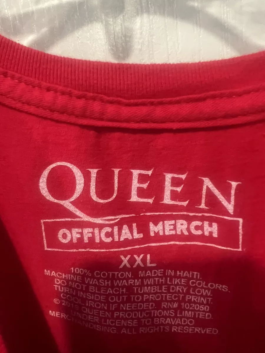 Queen Another One Bites The Dust T-shirt. Size large