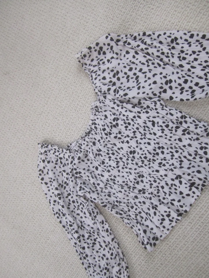 Blusa Angie Para Mujer Grande Blanca Negra Punteada Recortada Top Manga Larga Informal Foto 2 de 4