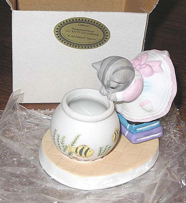 Kitty Cucumber AT THE FISHBOWL Porcelain Figurine BEST EBAY PRICE! MINT IN BOX!