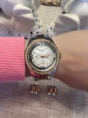 Authentic Kenneth Cole Women Watch Classic Gold Tone Bracelet Watch main image 2